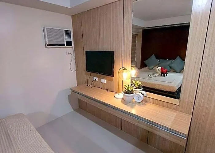 View At The Persimmon 5*